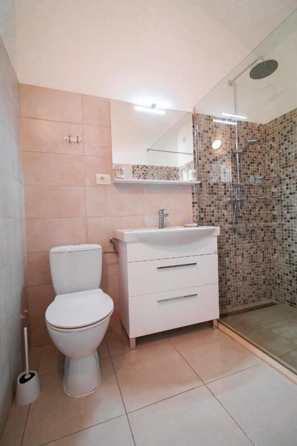 Sea Cats' Villas Sutivan Esterno foto