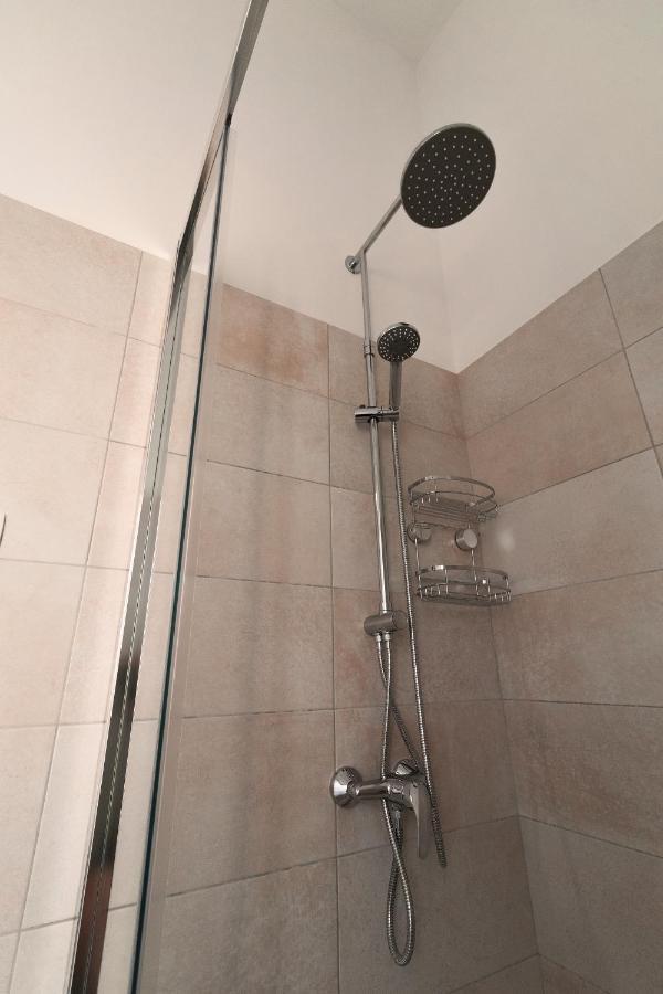 Sea Cats' Villas Sutivan Esterno foto